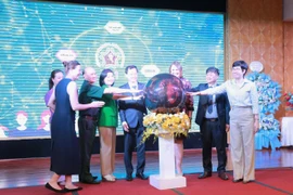 Ra mắt Tổng đài điện thoại quốc gia về phòng, chống mua bán người 111