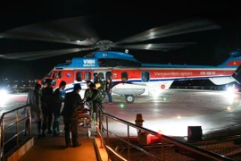 Cấp cứu hàng không đưa bệnh nhân viêm ruột thừa từ Trường Sa về đất liền