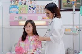 Cứu bé gái 9 tuổi áp xe não, phù não lan rộng khỏi nguy cơ phẫu thuật