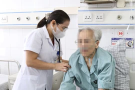 Ung thư phổi bệnh lý ác tính hàng đầu, cách gì phát hiện sớm?