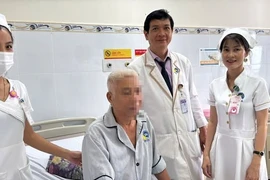 Đau bụng, ăn kém không ngờ ung thư đại trực tràng