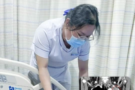 Nằm ngủ mê man đi khám phát hiện u ở não do ung thư di căn