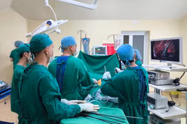 Khám sức khỏe định kỳ, người đàn ông 37 tuổi phát hiện khối u sát tim