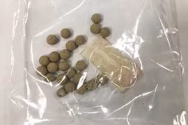 Trẻ 13 tuổi nguy kịch vì dùng thuốc nam trị hội chứng thận hư