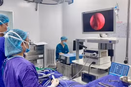 Sống cùng dị tật bẩm sinh hiếm gặp tịt cửa mũi sau