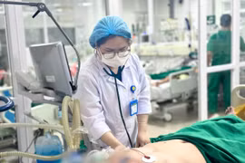  Suýt mất mạng vì viêm tụy cấp do uống rượu mỗi ngày 