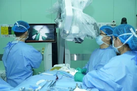 Kích thích dây thần kinh phế vị chữa động kinh 15 năm cho chàng trai 17 tuổi