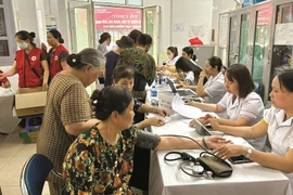 Hà Nội nâng cao chất lượng chăm sóc sức khỏe người cao tuổi