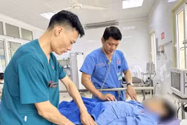 Tự mua thuốc uống, người đàn ông bị sốc phản vệ nguy kịch