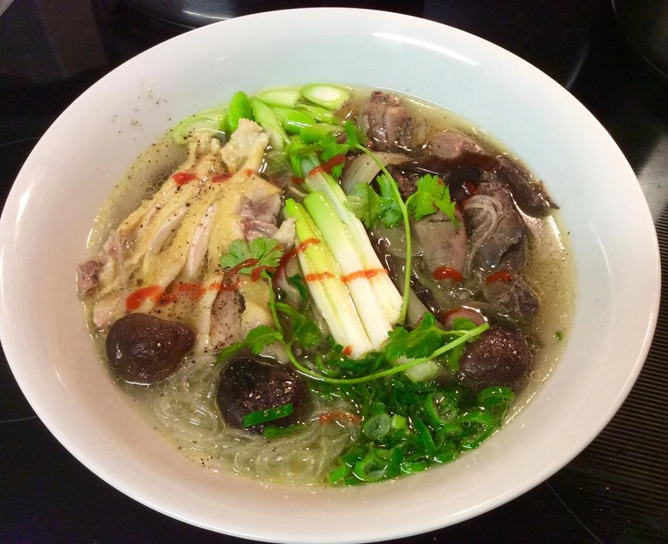 Làm đủ món ngon với một con gà