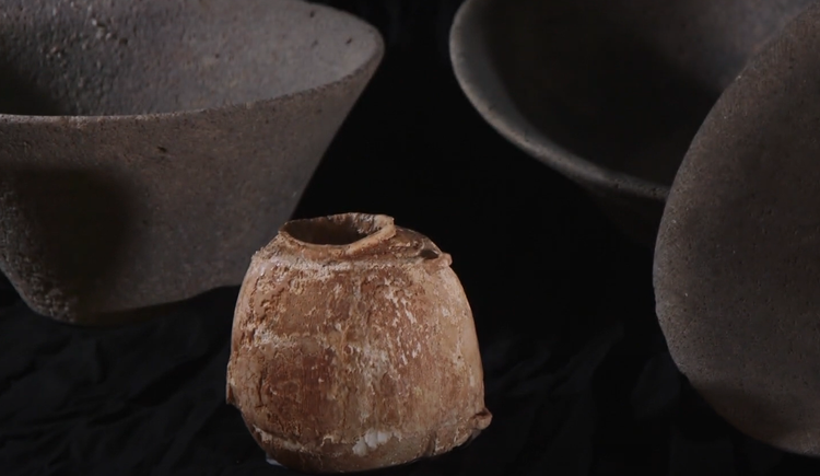 ขุดพบแจกันงาช้างอายุ 6,000 ปี ยืนยันที่มาที่แท้จริง Khai quat binh nga voi 6.000 nam tuoi, chan dong lai lich that