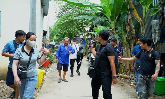 Nhiều YouTuber, TikToker,… trong và ngoài tỉnh đến ghi hình, phỏng vấn ông M 76655.png