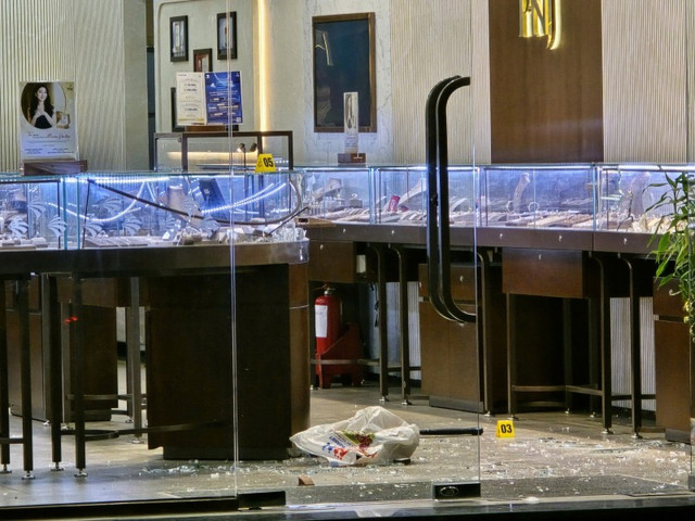 Hiện trường vụ cướp. 6666.jpg