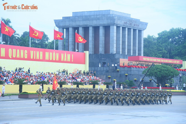Đại lễ không chỉ là một sự kiện có quy mô chưa từng có, mà còn là một khúc tráng ca nối liền 80 năm lịch sử, khẳng định ý chí bất khuất, lòng tự hào và khát vọng vươn lên của dân tộc Việt Nam. 00999.jpg