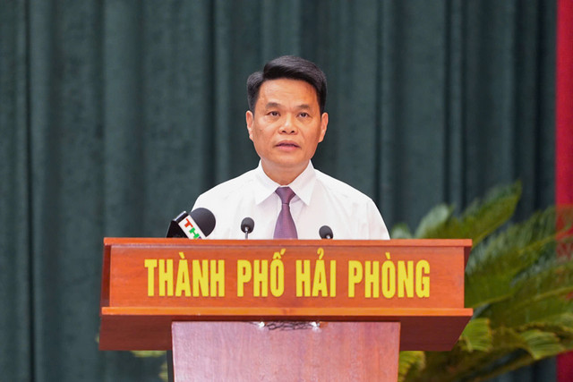 Chủ tịch UBND thành phố Hải Phòng Lê Ngọc Châu báo cáo kế hoạch phát triển kinh tế - xã hội năm 2025 và nhiệm vụ, giải pháp 6 tháng cuối năm 2025 của TP Hải Phòng sau sắp xếp 8888888.jpg
