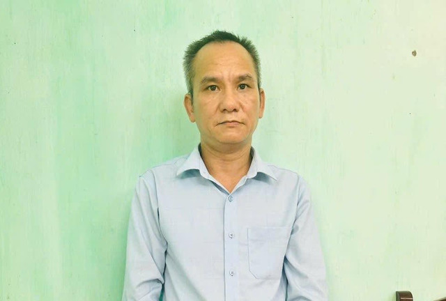 Bùi Văn Việt tại cơ quan công an 76.jpg