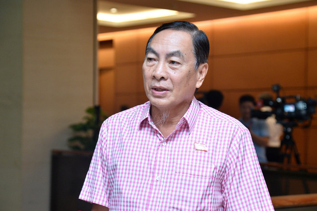 Đại biểu Phạm Văn Hòa 1.jpg