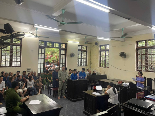Quang cảnh phiên xét xử. Ảnh: Viện KSND khu vực 9 – Hải Phòng 4444.jpg