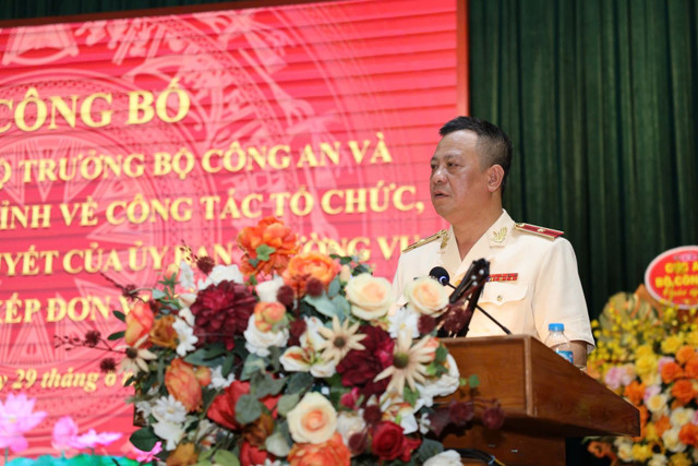 Thiếu tướng Trần Xuân Ánh - Giám đốc Công an tỉnh Hưng Yên phát biểu tại buổi lễ 34.jpg