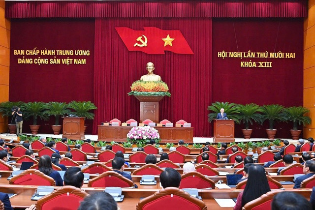 Hội nghị lần thứ 12 Ban Chấp hành Trung ương 76665.jpg