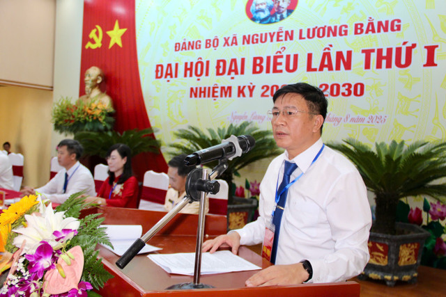 Ông Nguyễn Văn Nhật, Bí thư Đảng uỷ xã Nguyễn Lương Bằng phát biểu khai mạc Đại hội 65.jpg