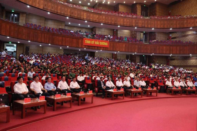 Các đại biểu dự sự kiện. 2.jpg