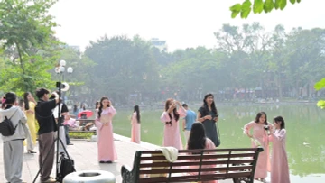 Thời điểm vàng của nhiếp ảnh gia trong mùa Tết Nguyên Đán