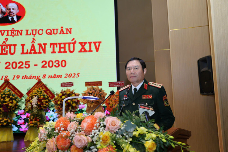 Bảo Giang dai-tuong.jpg