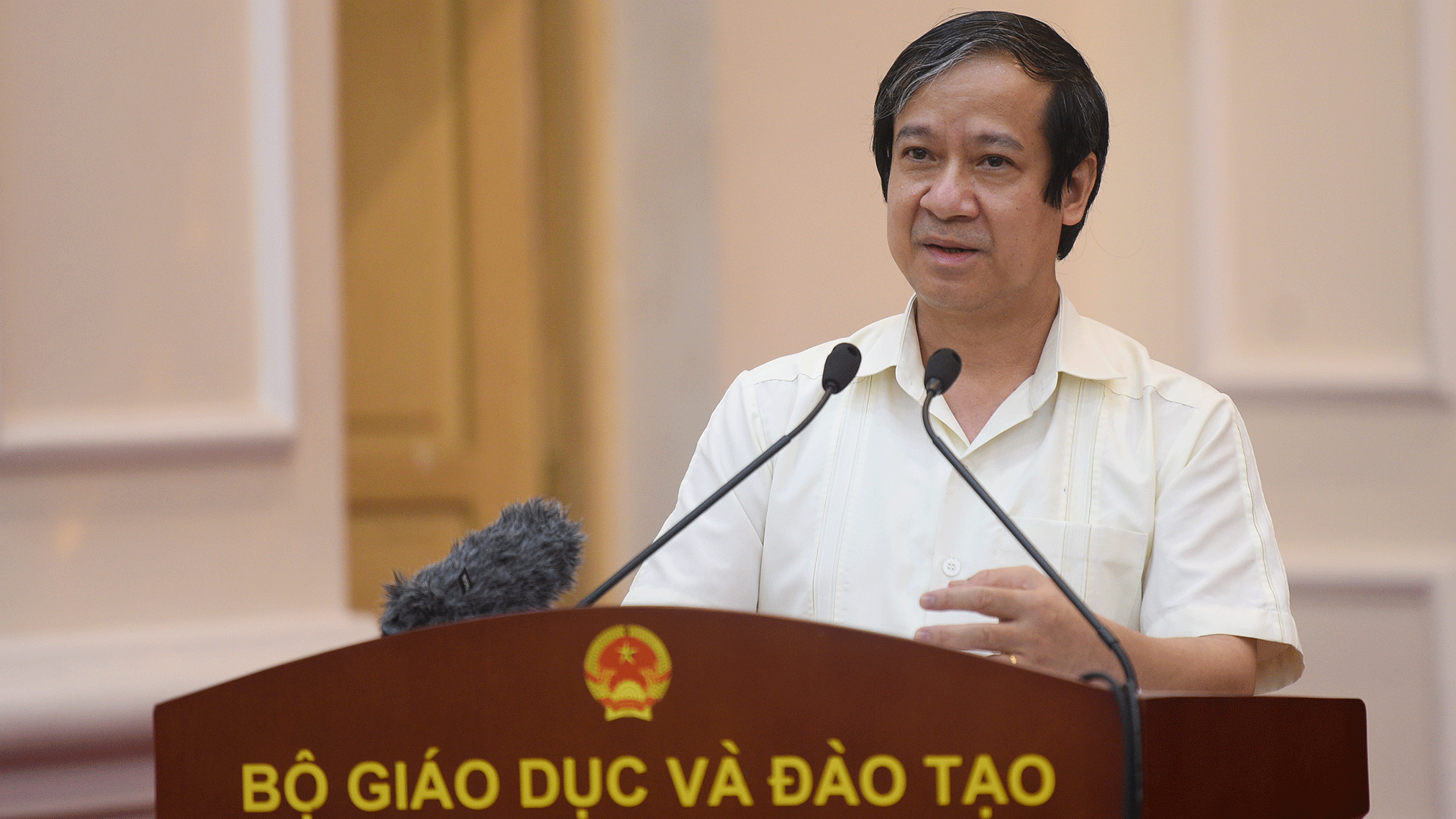 Việc thu hẹp khoảng cách về giáo dục giữa thành thị và nông thôn, đặc biệt là vùng sâu, vùng xa, vùng đồng bào dân tộc thiểu số và miền núi; Công tác an toàn trường học, y tế học đường để học sinh, sinh viên có thể trở lại trường học...