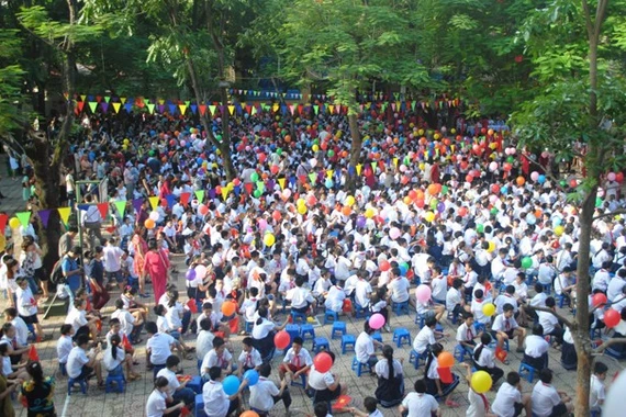 Nhiều quận huyện của Hà Nội thiếu trường học do dân số cơ học tăng nhanh.