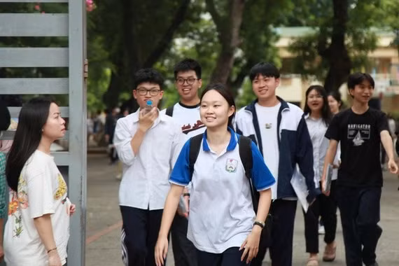 Công bố điểm sàn khối ngành đào tạo giáo viên, pháp luật năm 2026