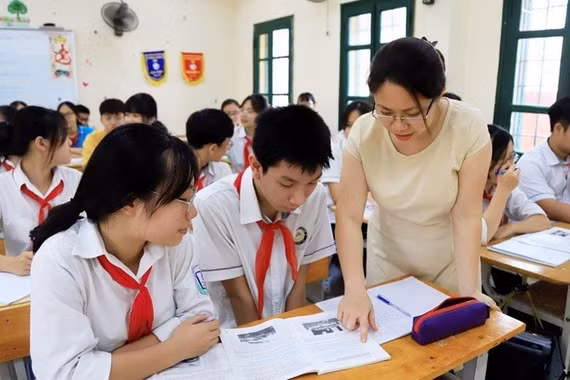 Thay đổi trong quản lý giáo dục: Từ đánh giá chu kỳ sang theo quá trình