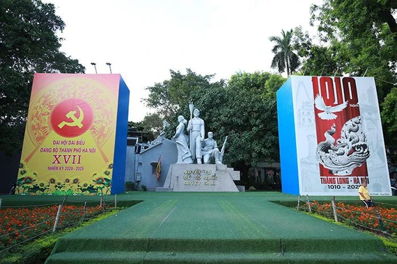 Hà Nội rực rỡ cờ hoa kỷ niệm 1010 năm Thăng Long - Hà Nội