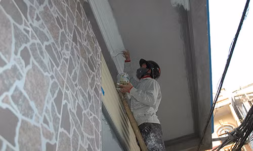 Xử lý vết nứt trên tường nhà 