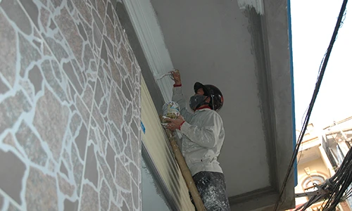 Xử lý vết nứt trên tường nhà 