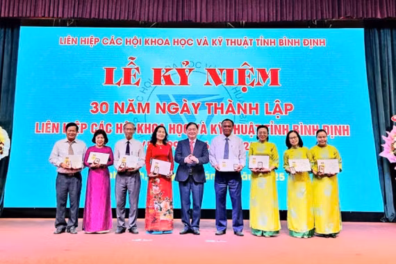 TSKH Phan Xuân Dũng: Dù ở mô hình nào, đội ngũ trí thức sẽ linh hoạt thích ứng
