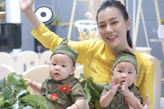 Hai em bé nhà Phương Oanh dễ thương trong bộ ảnh mừng Đại lễ