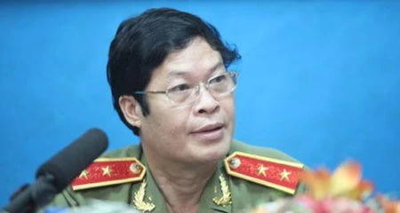 Tướng Hữu Ước chính thức gửi đơn tố cáo luật sư Trần Đình Triển