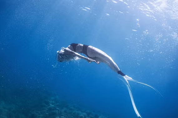 Nữ streamer Việt cá tính khoe ảnh lặn biển "mướt mắt"... ngắm là mê 