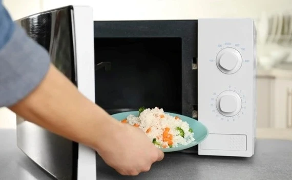 Những thực phẩm hâm lại dễ gây bệnh nghiêm trọng