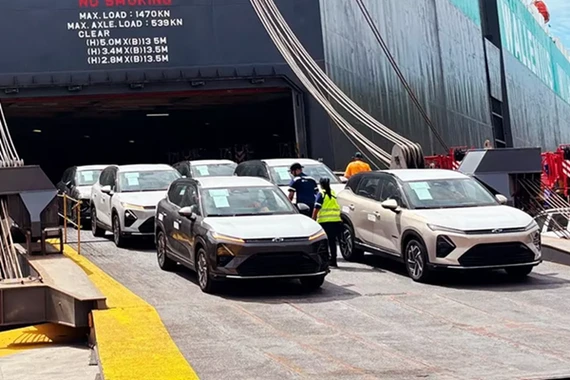 Chevrolet Captiva 2025 ra mắt - xe điện Mỹ công nghệ "Tàu"