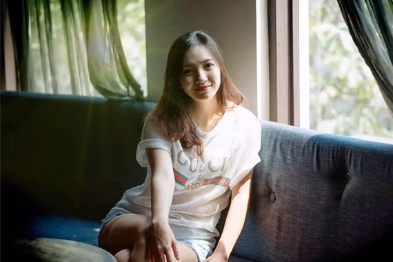 Vợ sắp cưới của rapper Tiến Đạt có gu thời trang đa dạng ra sao
