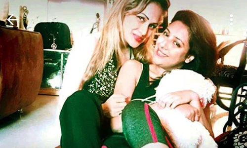 Diễn viên "Cô dâu 8 tuổi" tự tử là trò đùa ngày 1/4?