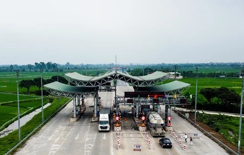 Vì sao trạm BOT ở Thái Bình vẫn thu phí thủ công?