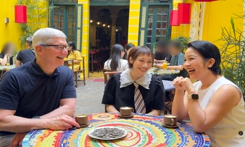 Con gái Mỹ Linh kể về cuộc trò chuyện với ông Tim Cook