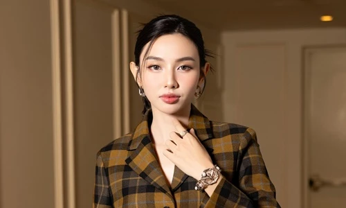 Nhận án phạt, tạm hoãn xuất cảnh... tiếc cho Nguyễn Thúc Thùy Tiên