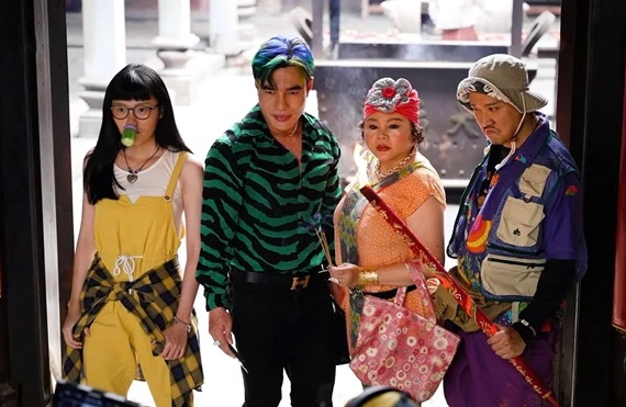 Ai đứng sau nick ảo "chê phim Trấn Thành, khen phim Thu Trang"?