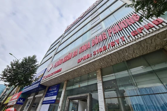 Hà Nội: Lý do gì khiến các cơ quan chức năng chưa vào cuộc vụ phòng khám Đông Phương bị tố cáo chặt chém?