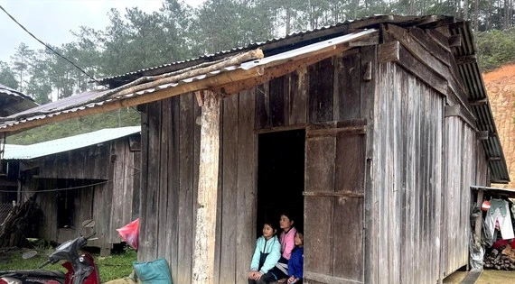 Lời kể từ tâm chấn động đất ở Kon Tum