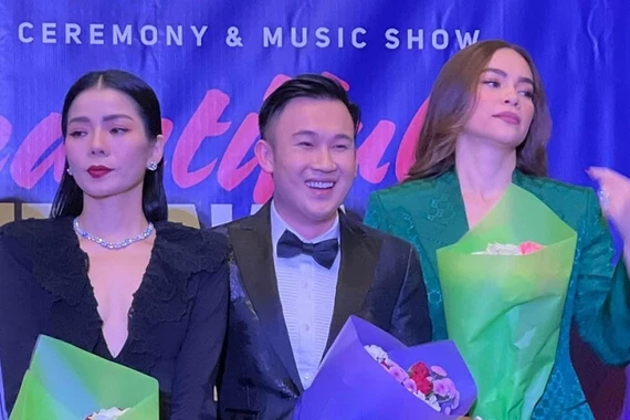 Dương Triệu Vũ đăng ảnh có Hồ Ngọc Hà mừng sinh nhật Lệ Quyên